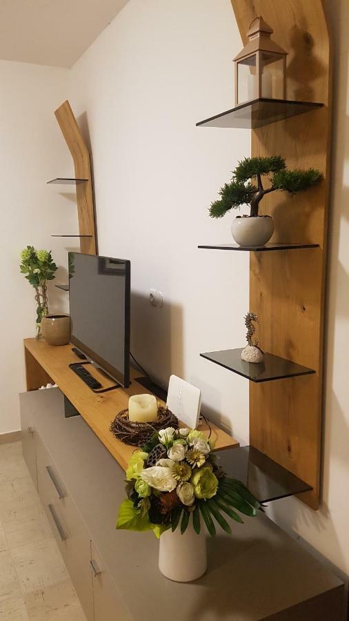 Apartment Lavanda Garden Rab Town Kültér fotó