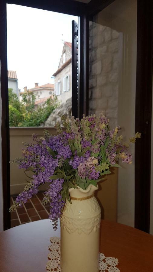 Apartment Lavanda Garden Rab Town Kültér fotó